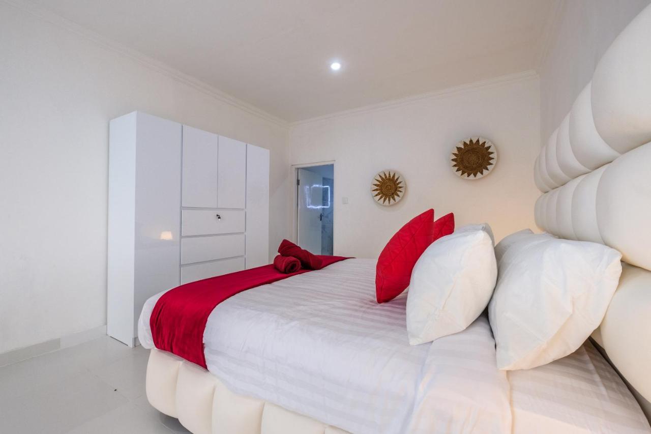 Luxury Minimalist Villa White Angel In Seminyak Exterior foto