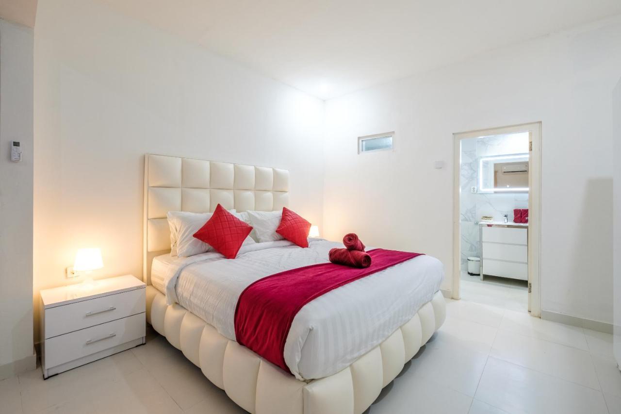 Luxury Minimalist Villa White Angel In Seminyak Exterior foto