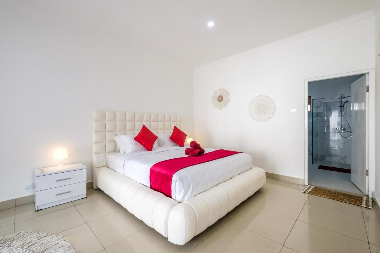 Luxury Minimalist Villa White Angel In Seminyak Exterior foto