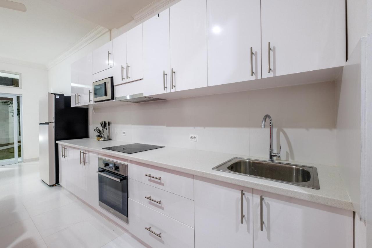 Luxury Minimalist Villa White Angel In Seminyak Exterior foto