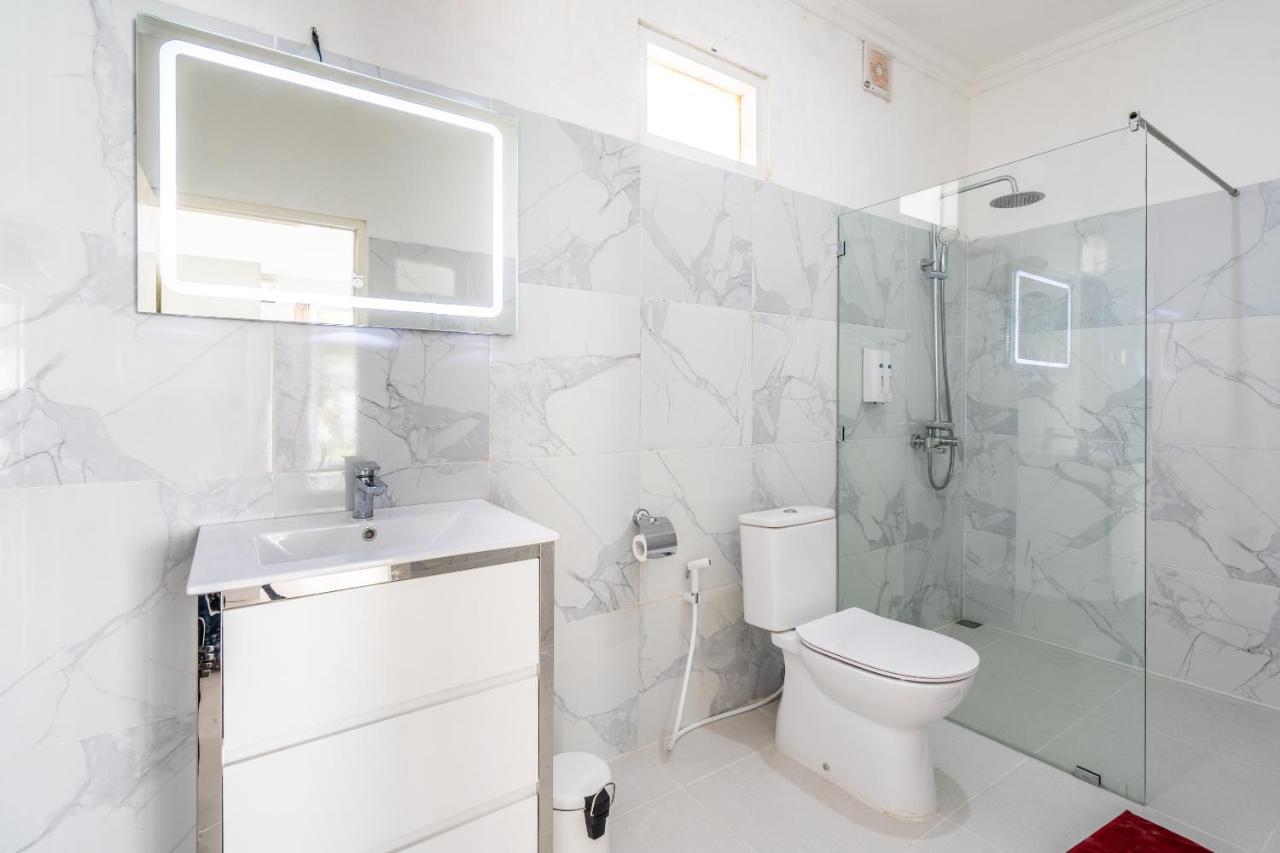 Luxury Minimalist Villa White Angel In Seminyak Exterior foto